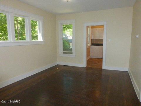 312 S 3rd, Niles, MI 49120 photo 3