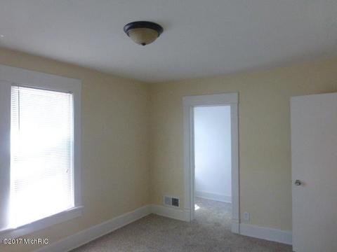 312 S 3rd, Niles, MI 49120 photo 7