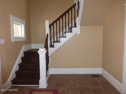 312 S 3rd, Niles, MI 49120 photo 2