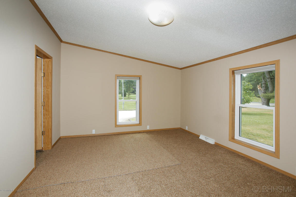 65873 Maple Rd, Constantine, MI 49042 photo 10