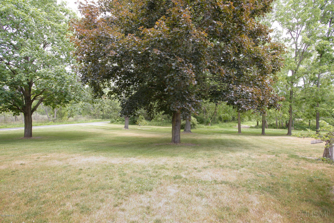 65873 Maple Rd, Constantine, MI 49042 photo 21