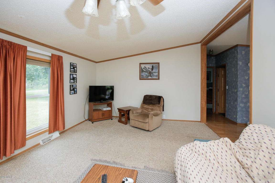 65873 Maple Rd, Constantine, MI 49042 photo 3