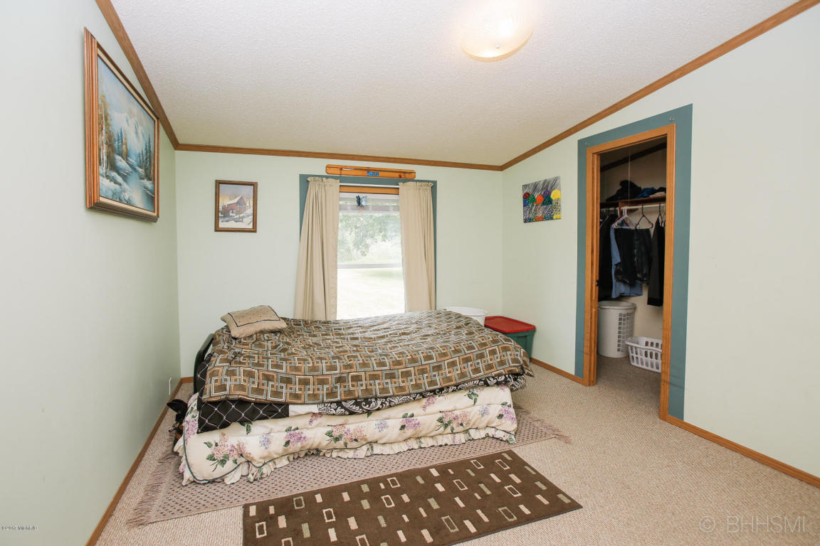 65873 Maple Rd, Constantine, MI 49042 photo 13
