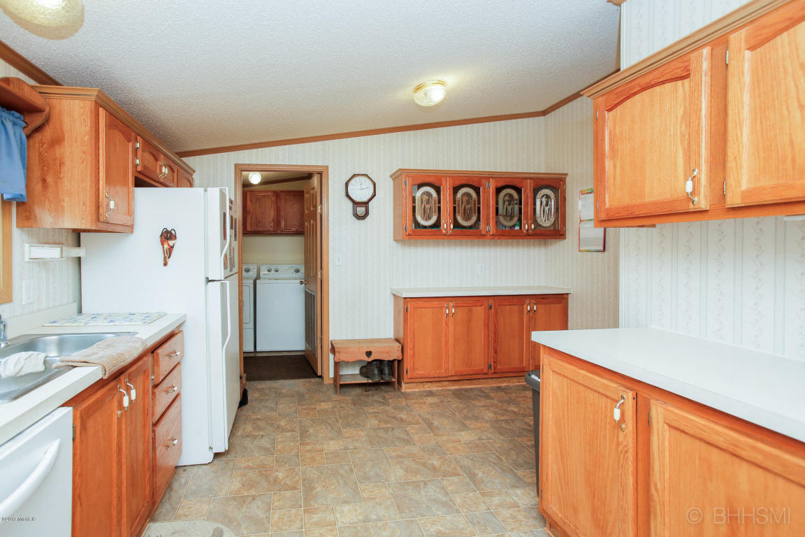 65873 Maple Rd, Constantine, MI 49042 photo 7