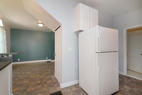 117 N Front St, Grant, MI 49327 photo 13