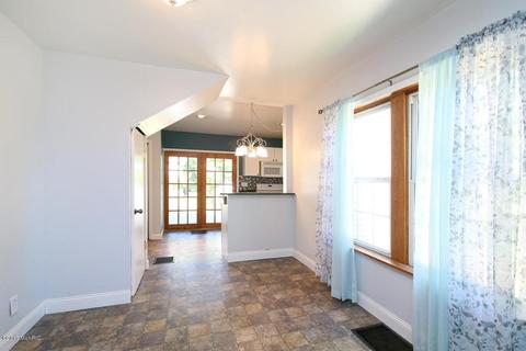 117 N Front St, Grant, MI 49327 photo 15