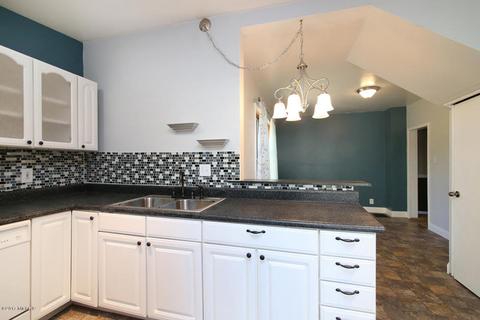 117 N Front St, Grant, MI 49327 photo 10
