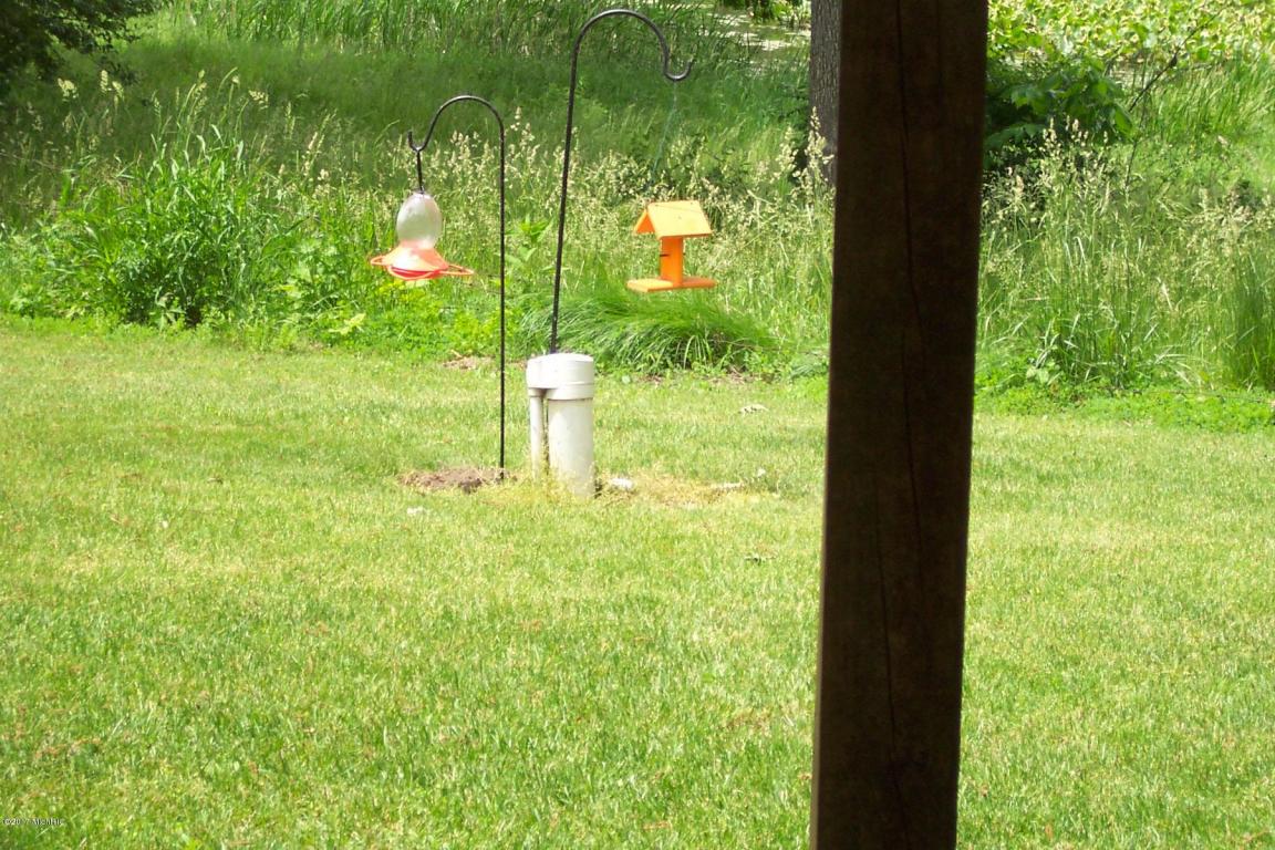 6690 N 575 N 6690 N 575 E, Howe, IN 46746 photo 22