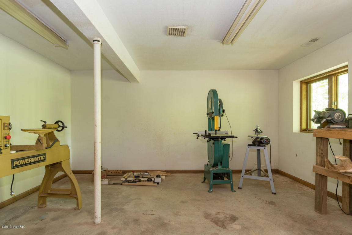 13213 Kane Rd, Plainwell, MI 49080 photo 16