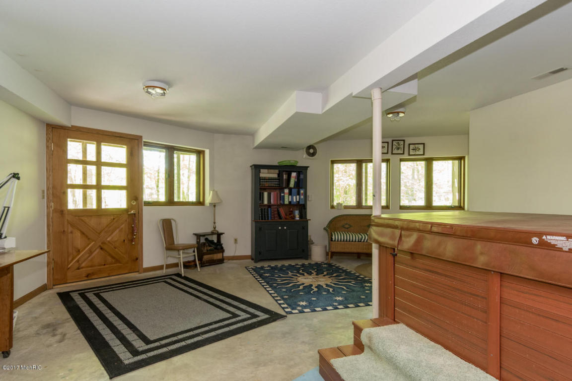 13213 Kane Rd, Plainwell, MI 49080 photo 13