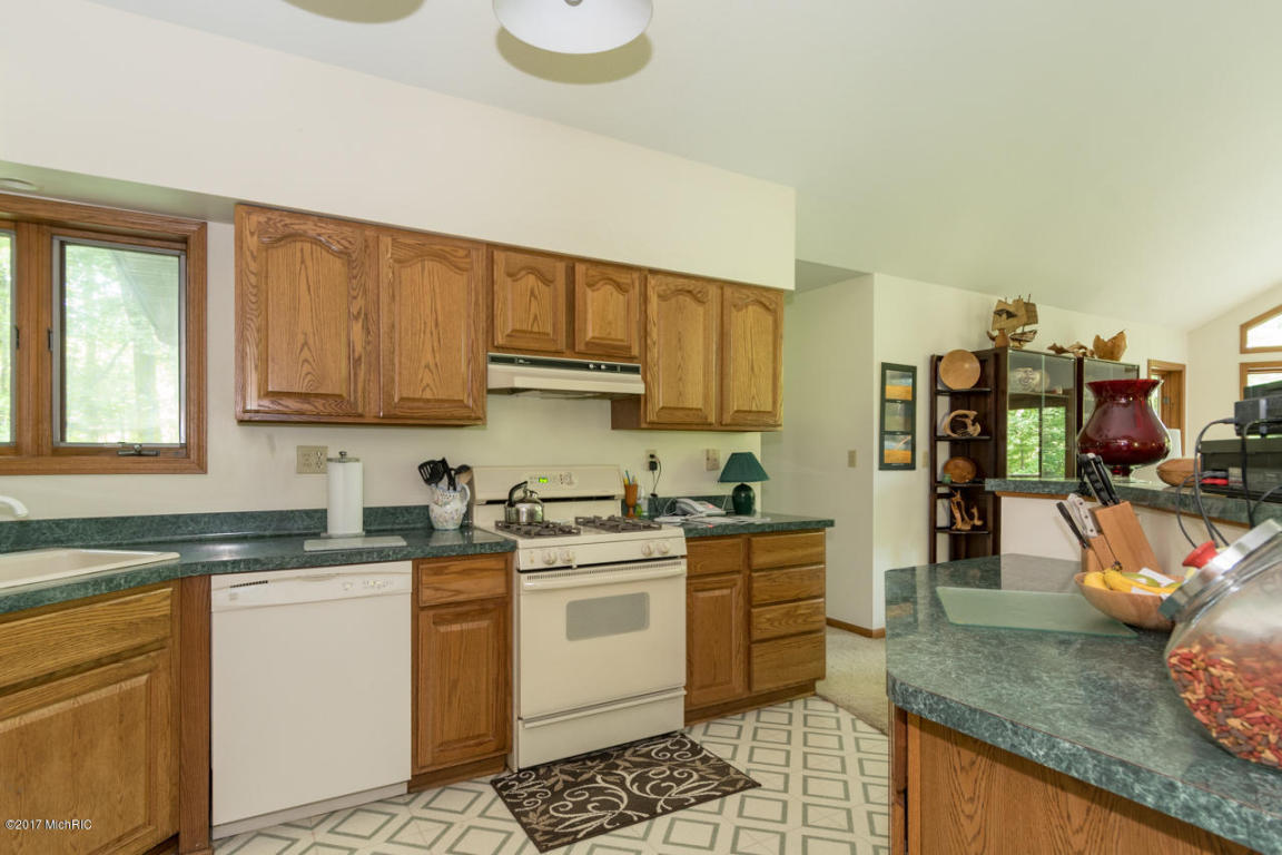 13213 Kane Rd, Plainwell, MI 49080 photo 7