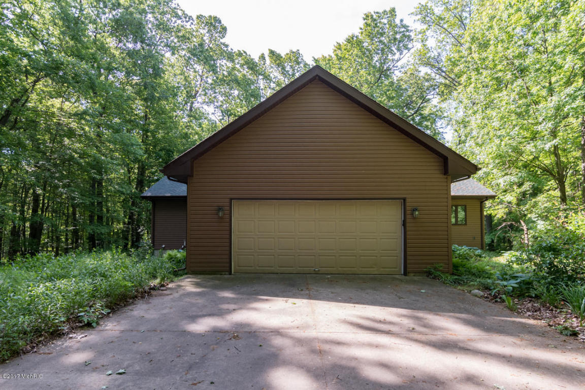 13213 Kane Rd, Plainwell, MI 49080 photo 24