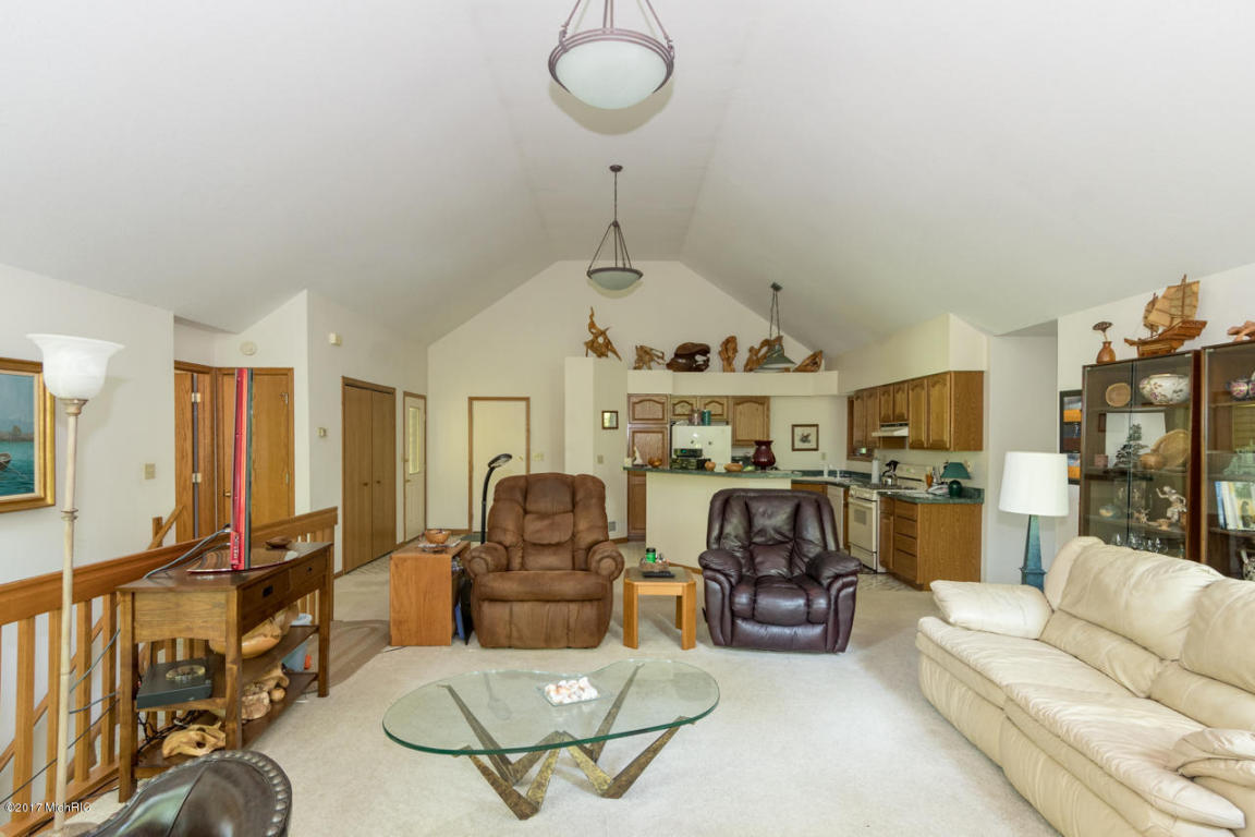 13213 Kane Rd, Plainwell, MI 49080 photo 4