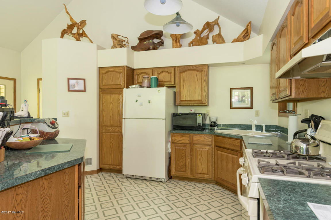 13213 Kane Rd, Plainwell, MI 49080 photo 6