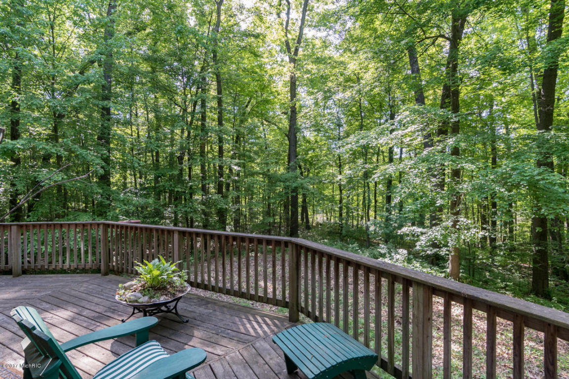 13213 Kane Rd, Plainwell, MI 49080 photo 3