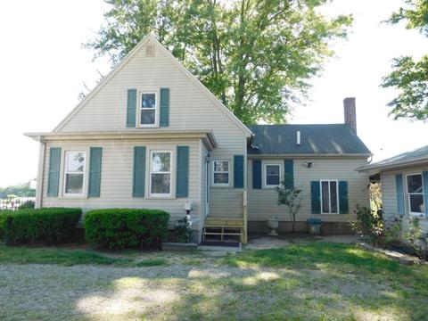 903 E Chicago Rd, Quincy, MI 49082 photo 2