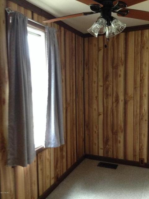 745 E Green St, Marshall, MI 49068 photo 8
