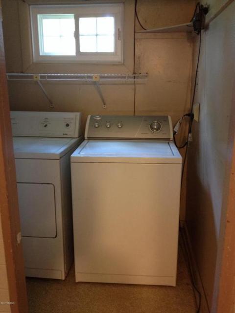 745 E Green St, Marshall, MI 49068 photo 16