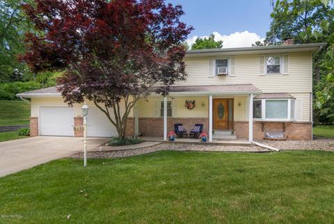 2410 Weaver Rd, Niles, MI 49120 photo 1
