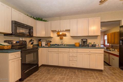 2410 Weaver Rd, Niles, MI 49120 photo 3
