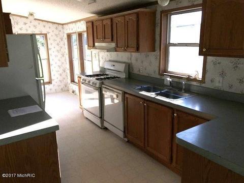 10344 Willow, Grant, MI 49327 photo 2