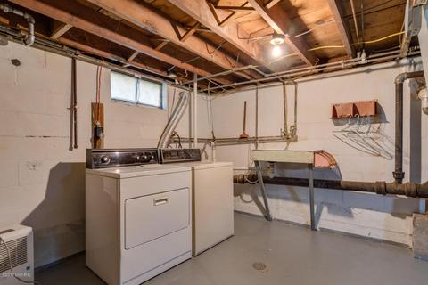 423 Keyes Dr, Parchment, MI 49004 photo 11