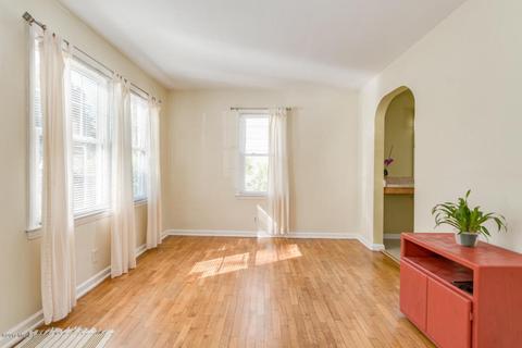 423 Keyes Dr, Parchment, MI 49004 photo 6