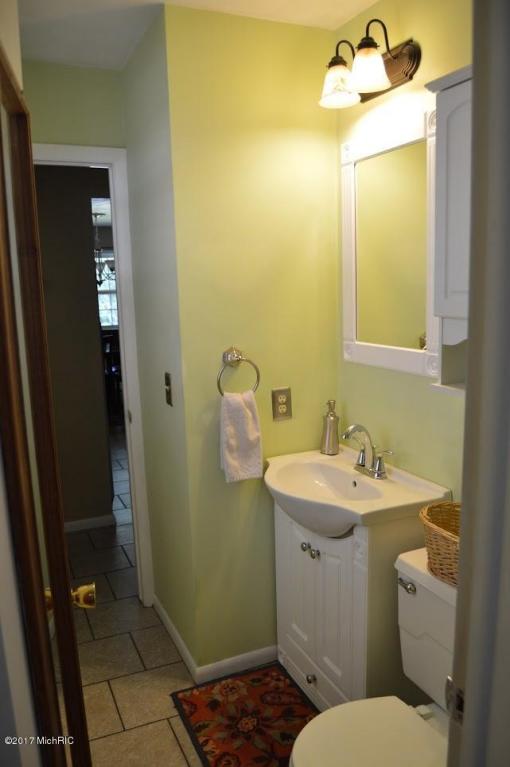 724 N North Dr E, Marshall, MI 49068 photo 18