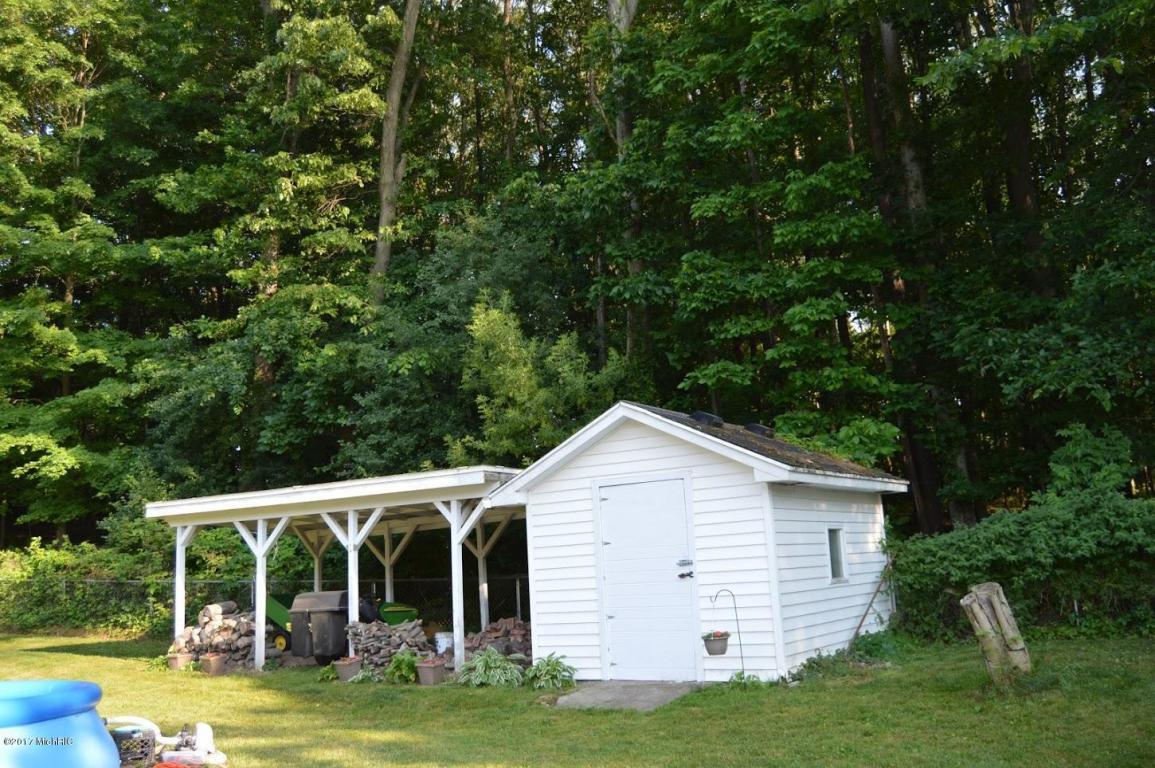 724 N North Dr E, Marshall, MI 49068 photo 27