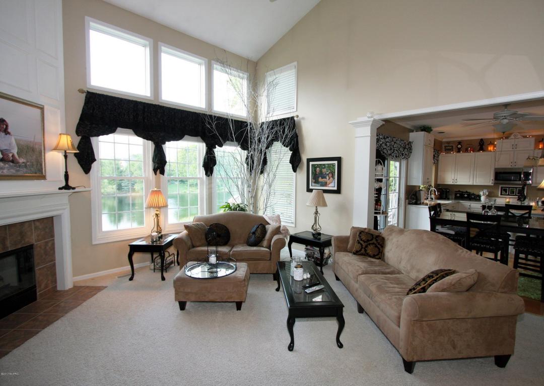 40 Fox Point Ct, Ada, MI 49301 photo 7