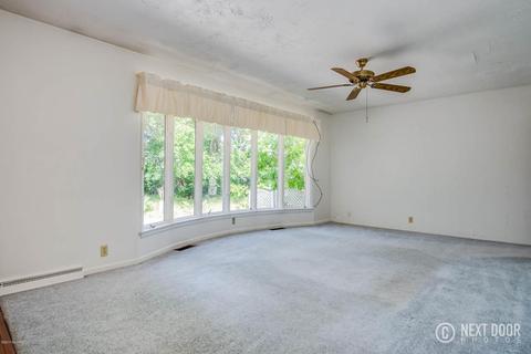 421 E Savidge St, Spring Lake, MI 49456 photo 15