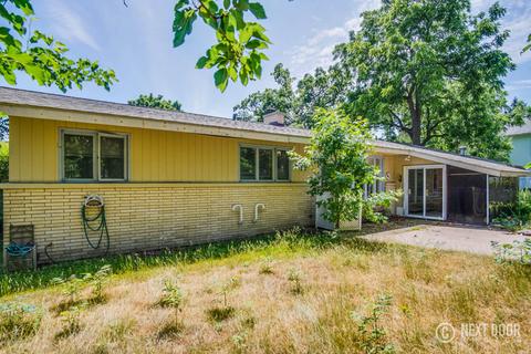 421 E Savidge St, Spring Lake, MI 49456 photo 8