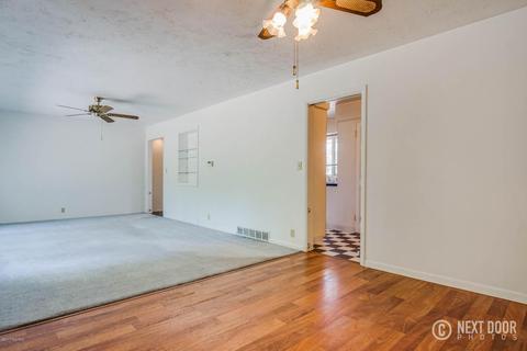 421 E Savidge St, Spring Lake, MI 49456 photo 18