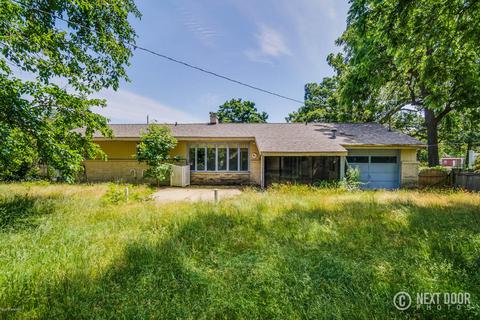 421 E Savidge St, Spring Lake, MI 49456 photo 6