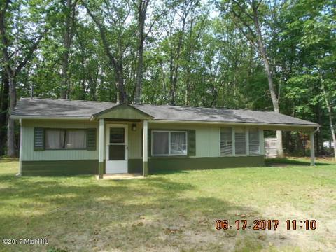 7809 Shoshone Trl, Branch, MI 49402 photo 1