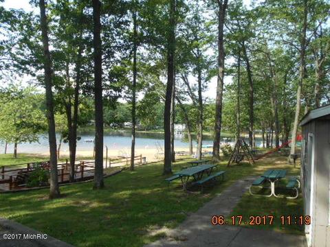 7809 Shoshone Trl, Branch, MI 49402 photo 24