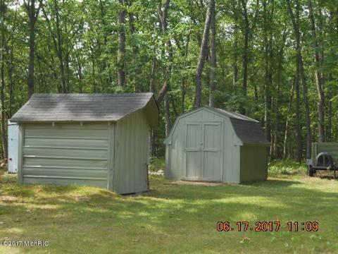7809 Shoshone Trl, Branch, MI 49402 photo 9