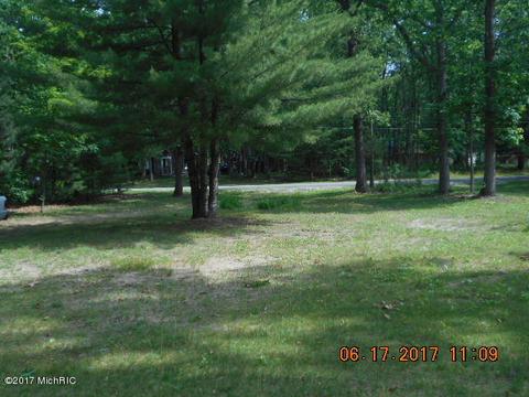 7809 Shoshone Trl, Branch, MI 49402 photo 8