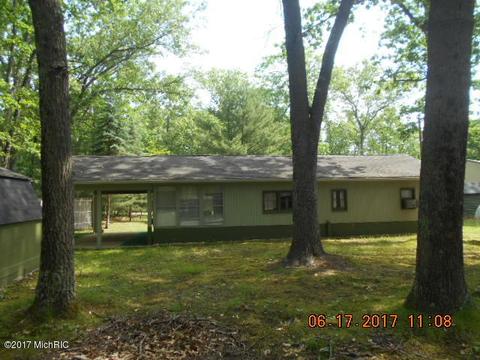 7809 Shoshone Trl, Branch, MI 49402 photo 5