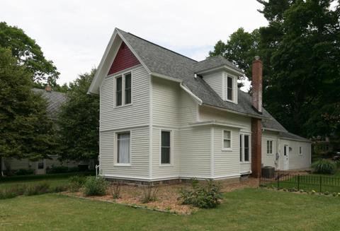 731 E Michigan Ave, Marshall, MI 49068 photo 2