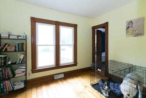 731 E Michigan Ave, Marshall, MI 49068 photo 9