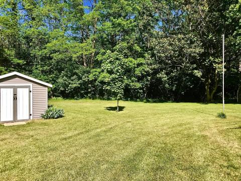 3806 E Shore Dr, Stanton, MI 48888 photo 82