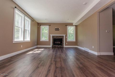 7691 Wiczer Dr, Whitehall, MI 49461 photo 11
