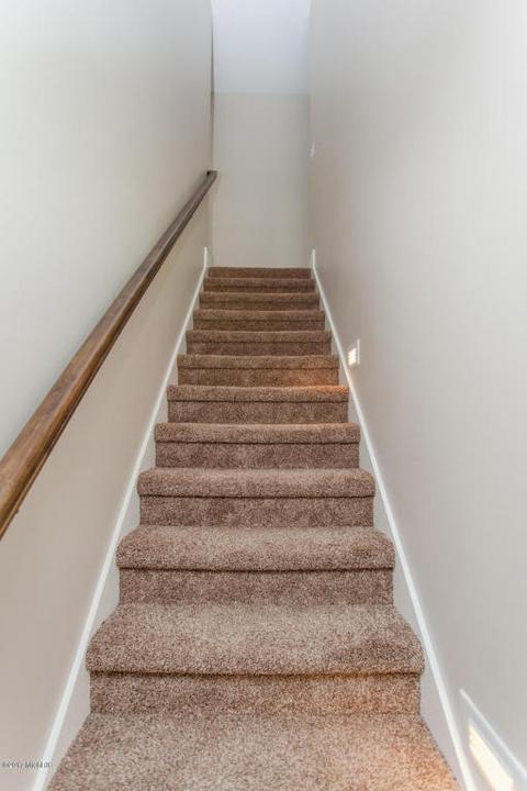 7691 Wiczer Dr, Whitehall, MI 49461 photo 17