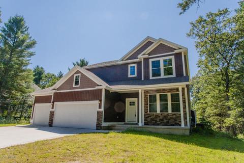 7691 Wiczer Dr, Whitehall, MI 49461 photo 3