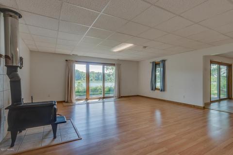 21785 Puterbaugh Ln, Cassopolis, MI 49031 photo 20