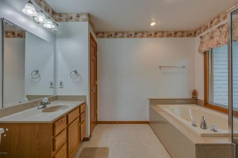 21785 Puterbaugh Ln, Cassopolis, MI 49031 photo 17