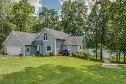 21785 Puterbaugh Ln, Cassopolis, MI 49031 photo 2