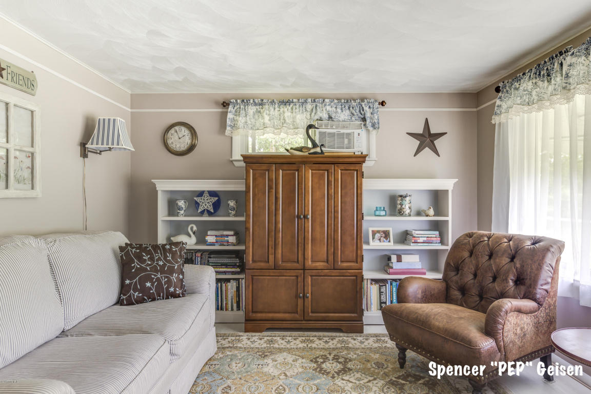8074 First St, Stanton, MI 48888 photo 3
