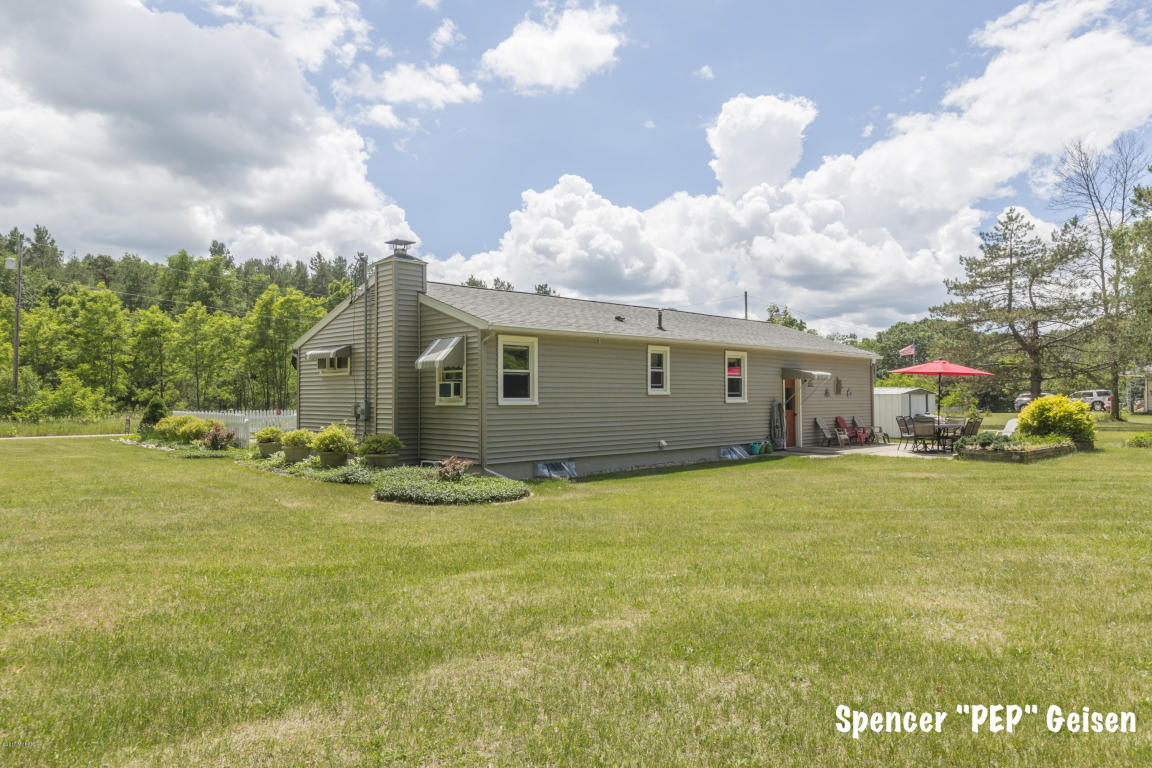 8074 First St, Stanton, MI 48888 photo 19